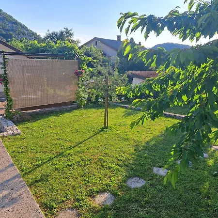 Family House Maria 4* 度假居 *
